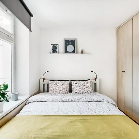Lil With Stunning View, Parking & Ac By Easybnb Premium