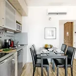 Apartman Lil With Stunning View, Parking & Ac By Easybnb Premium