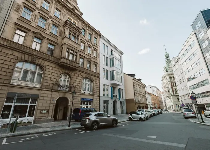 Lil Apartment With Stunning View, Parking & Ac By Easybnb Premium Daire Prag